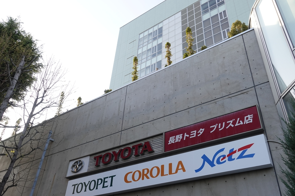 プリズム入口