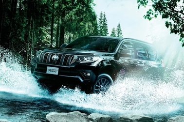 特別仕様車TX“Lパッケージ・70th ANNIVERSARY LIMITED”(2.8Lディーゼル車7人乗り)