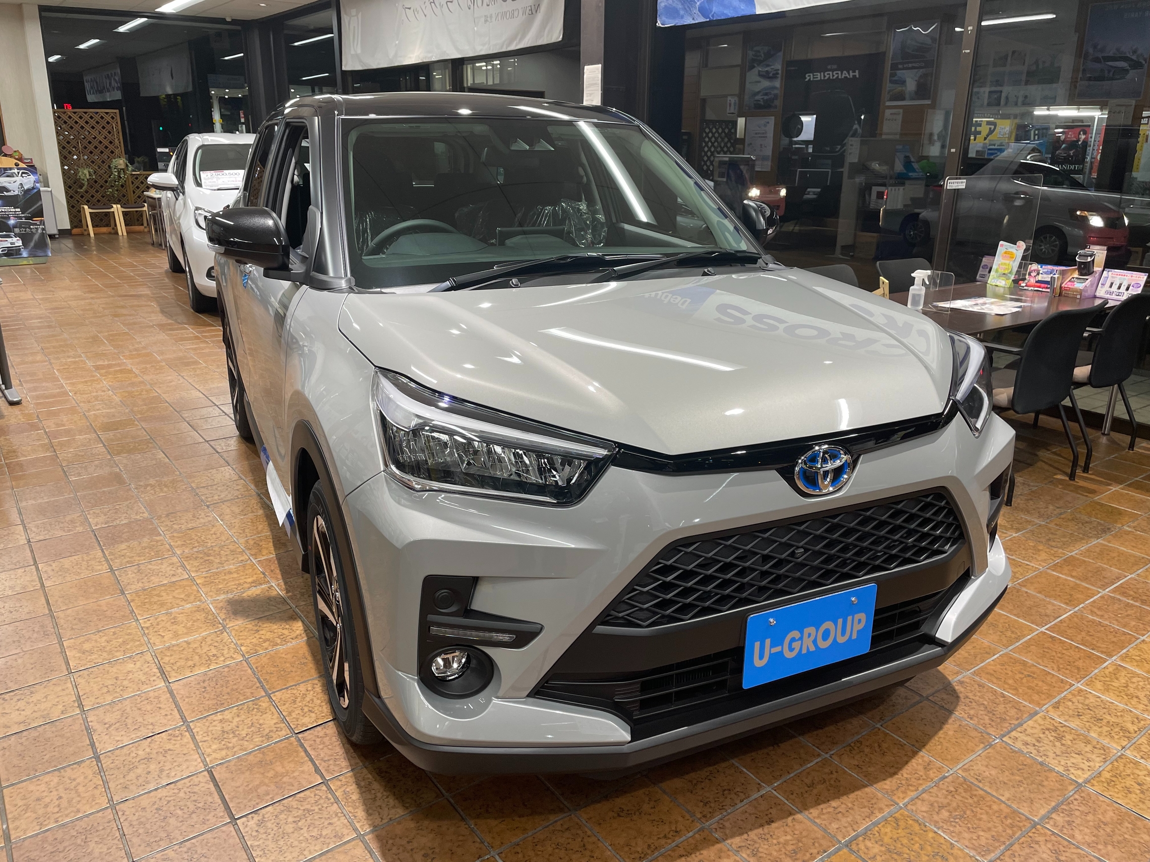 新型ライズハイブリッド車の展示車入りました！