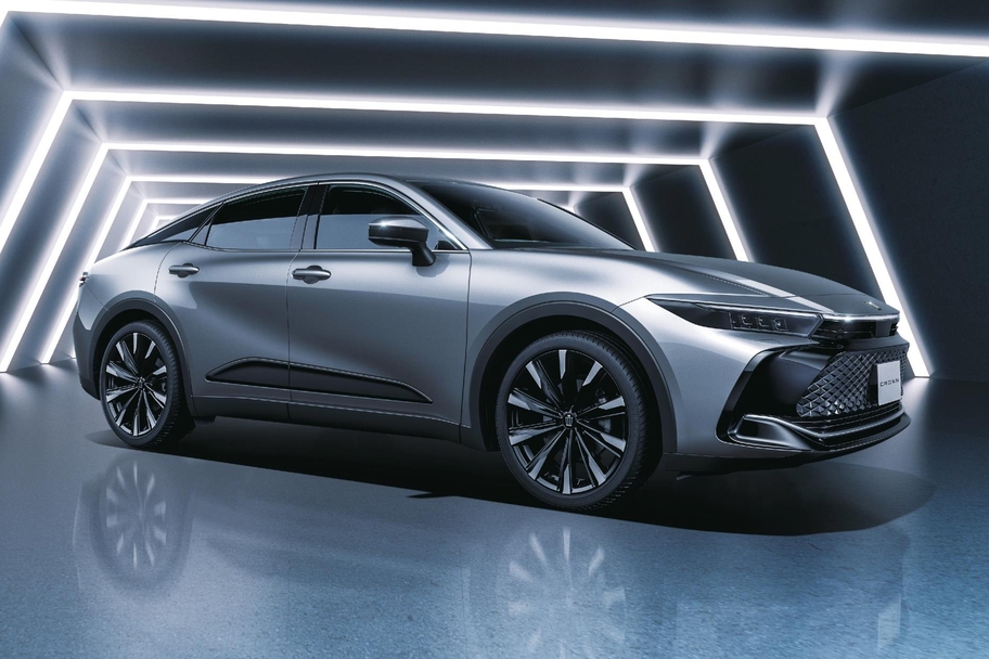 CROSSOVER RS“Advanced”(2.4Lターボハイブリッド車)