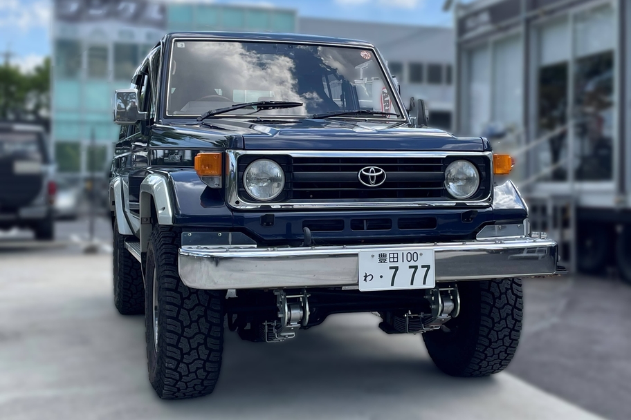 ランドクルーザー 70 ZX Vintage Club by KINTO（ランクル70） | 長野