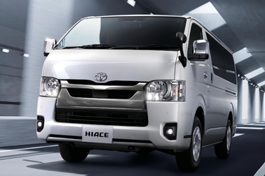 特別仕様車スーパーGL“DARK PRIME S”（2WD・2800ディーゼル・標準ボディ）