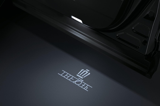 70th anniversary 特別装備（RS “THE 70th”／Z “THE 70th”共通）