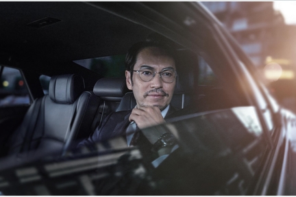 【モデル入り素材】Z（ハイブリッド車）